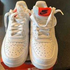 Women Nike Sneakers worn once